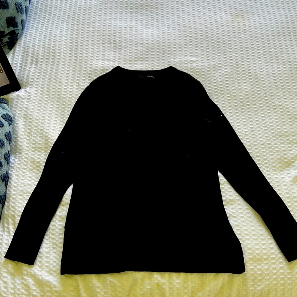 Banana Republic crew neck. Extra Fine Merino.